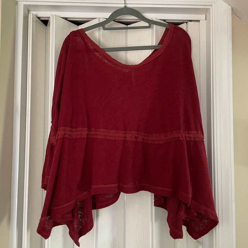 Free People Cranberry Red Oversized V Neck Oversized Boho Top. Like New!